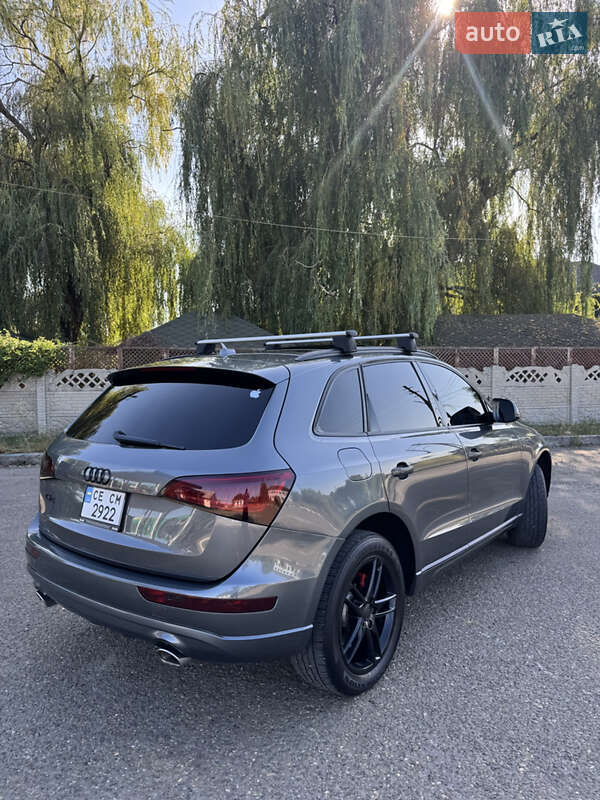 Внедорожник / Кроссовер Audi Q5 2015 в Новоселице