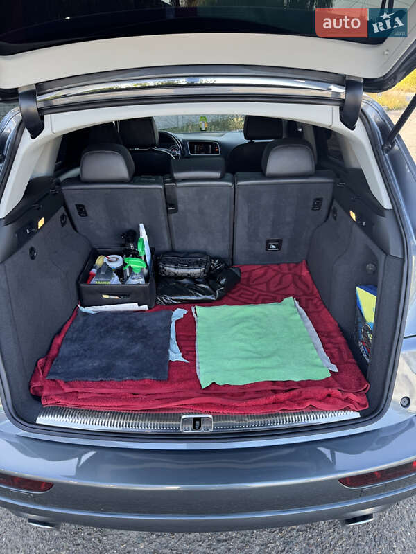 Внедорожник / Кроссовер Audi Q5 2015 в Новоселице