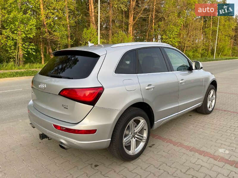 Внедорожник / Кроссовер Audi Q5 2015 в 