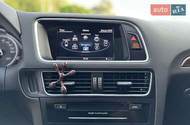 Внедорожник / Кроссовер Audi Q5 2015 в 