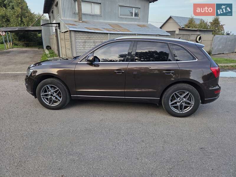 Внедорожник / Кроссовер Audi Q5 2012 в Львове
