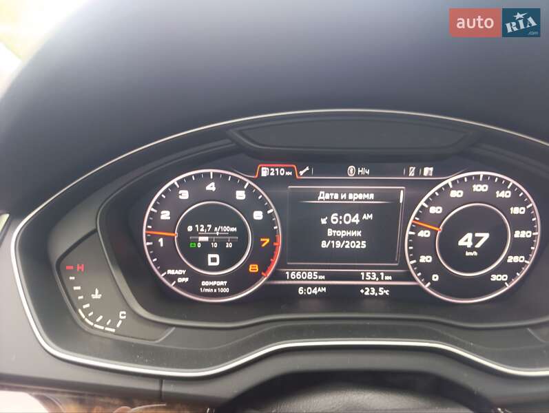 Позашляховик / Кросовер Audi Q5 2017 в Володимирі
