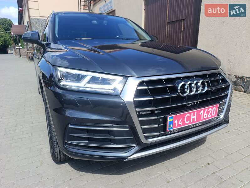 Позашляховик / Кросовер Audi Q5 2017 в Володимирі