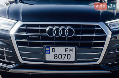Внедорожник / Кроссовер Audi Q5 2017 в 