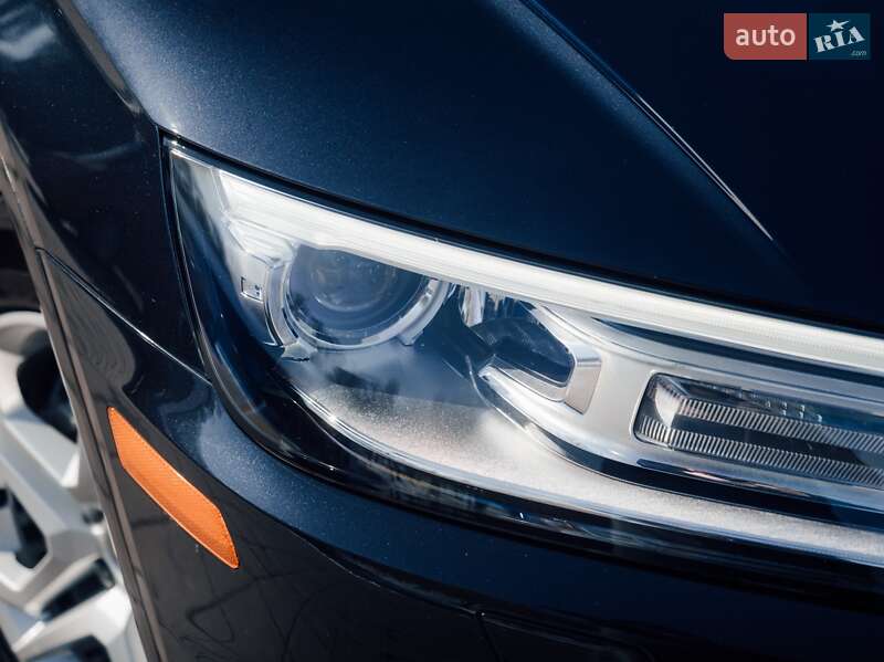 Внедорожник / Кроссовер Audi Q5 2017 в Кременчуге