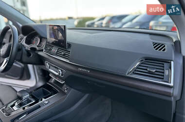 Позашляховик / Кросовер Audi Q5 2023 в 