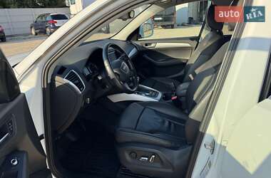 Позашляховик / Кросовер Audi Q5 2015 в 