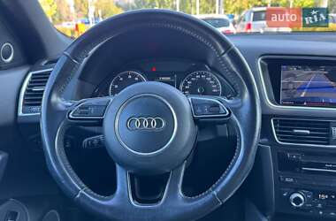 Внедорожник / Кроссовер Audi Q5 2016 в 