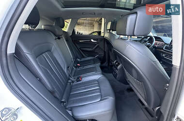 Позашляховик / Кросовер Audi Q5 2018 в 