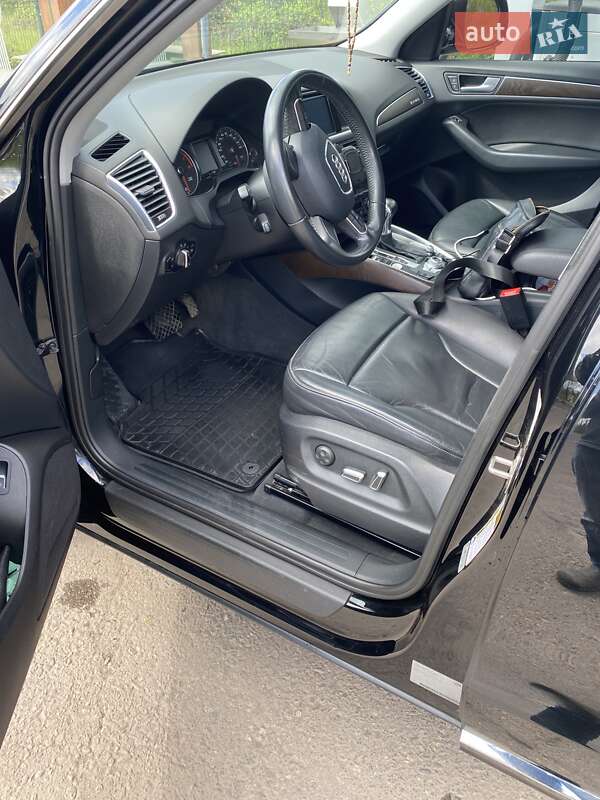 Внедорожник / Кроссовер Audi Q5 2016 в Кривом Роге