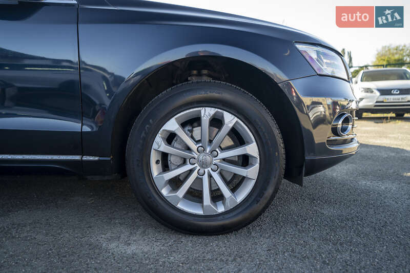 Позашляховик / Кросовер Audi Q5 2015 в Києві