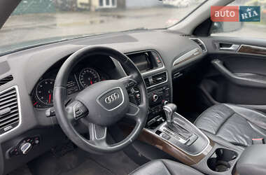 Позашляховик / Кросовер Audi Q5 2015 в 