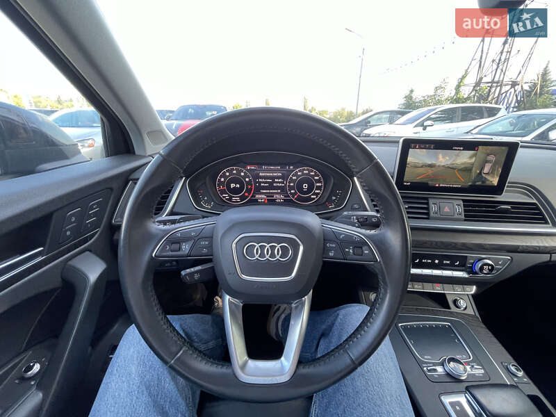 Внедорожник / Кроссовер Audi Q5 2017 в Львове