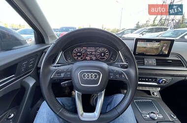 Позашляховик / Кросовер Audi Q5 2017 в 