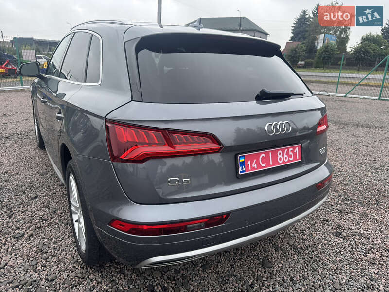 Внедорожник / Кроссовер Audi Q5 2018 в Луцке