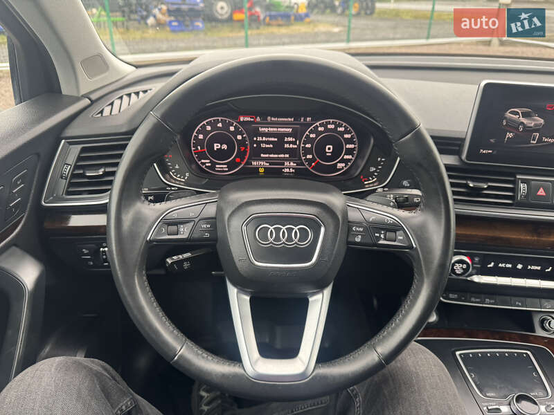 Внедорожник / Кроссовер Audi Q5 2018 в Луцке