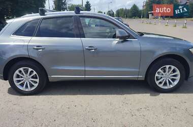 Позашляховик / Кросовер Audi Q5 2015 в Дубні