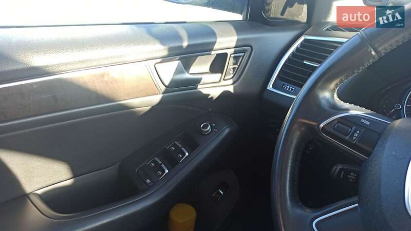 Внедорожник / Кроссовер Audi Q5 2014 в Новомосковске