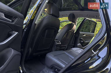 Внедорожник / Кроссовер Audi Q5 2015 в 