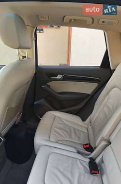 Внедорожник / Кроссовер Audi Q5 2014 в 