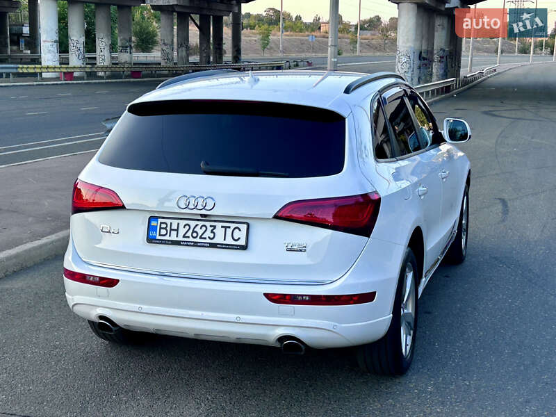 Позашляховик / Кросовер Audi Q5 2016 в Одесі