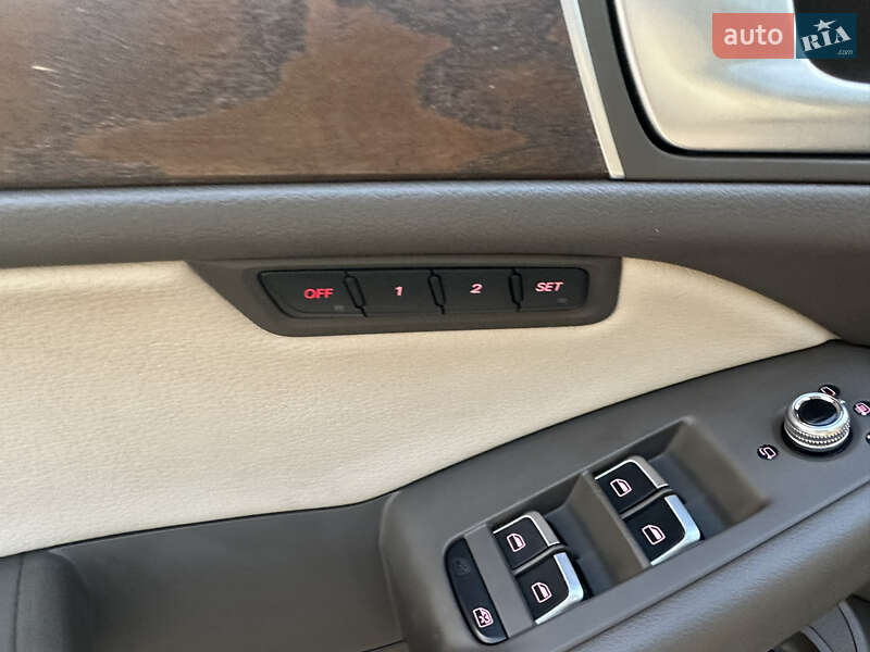 Внедорожник / Кроссовер Audi Q5 2013 в Ивано-Франковске