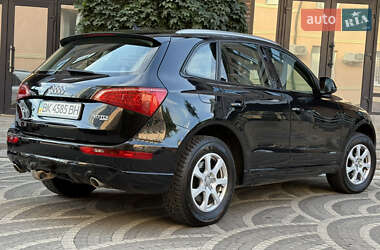 Внедорожник / Кроссовер Audi Q5 2010 в 
