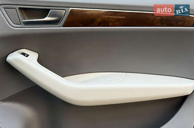 Внедорожник / Кроссовер Audi Q5 2010 в 