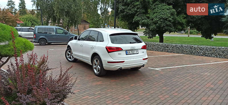 Внедорожник / Кроссовер Audi Q5 2012 в Киеве