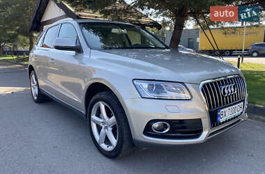Внедорожник / Кроссовер Audi Q5 2012 в 