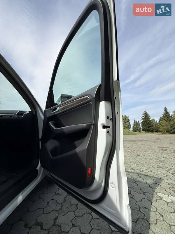 Внедорожник / Кроссовер Audi Q5 2013 в Дубно