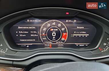 Внедорожник / Кроссовер Audi Q5 2018 в 