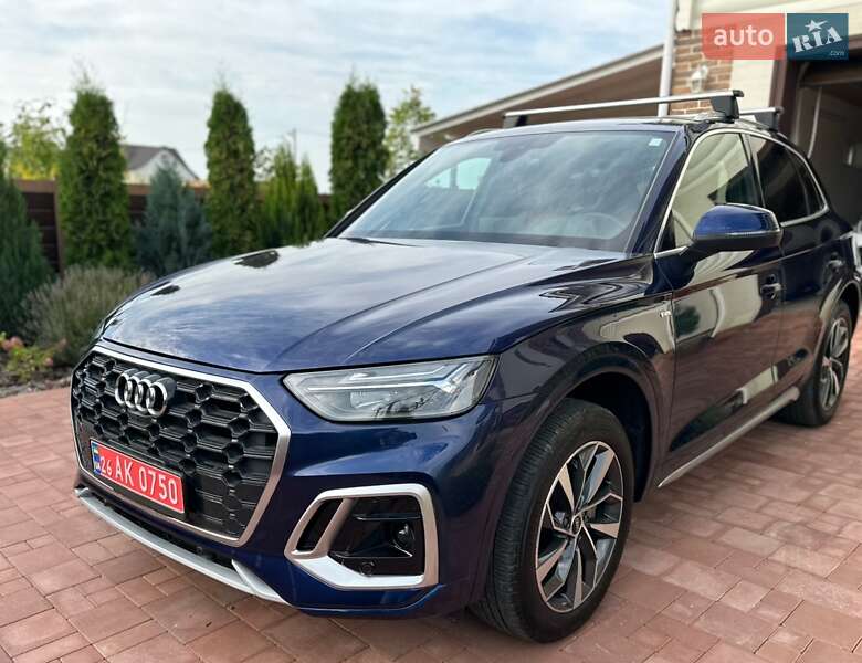 Внедорожник / Кроссовер Audi Q5 2022 в Черновцах