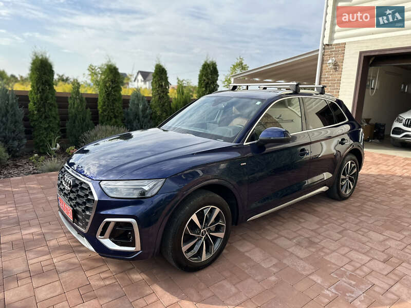 Внедорожник / Кроссовер Audi Q5 2022 в Черновцах