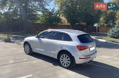 Внедорожник / Кроссовер Audi Q5 2009 в 