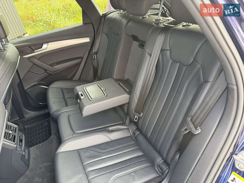 Внедорожник / Кроссовер Audi Q5 2018 в Львове фото 20 Внедорожник / Кроссовер Audi Q5 2018 в Львове