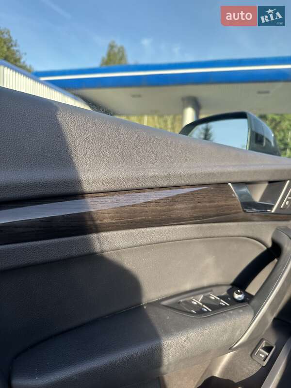 Позашляховик / Кросовер Audi Q5 2018 в Славуті фото 20 Позашляховик / Кросовер Audi Q5 2018 в Славуті