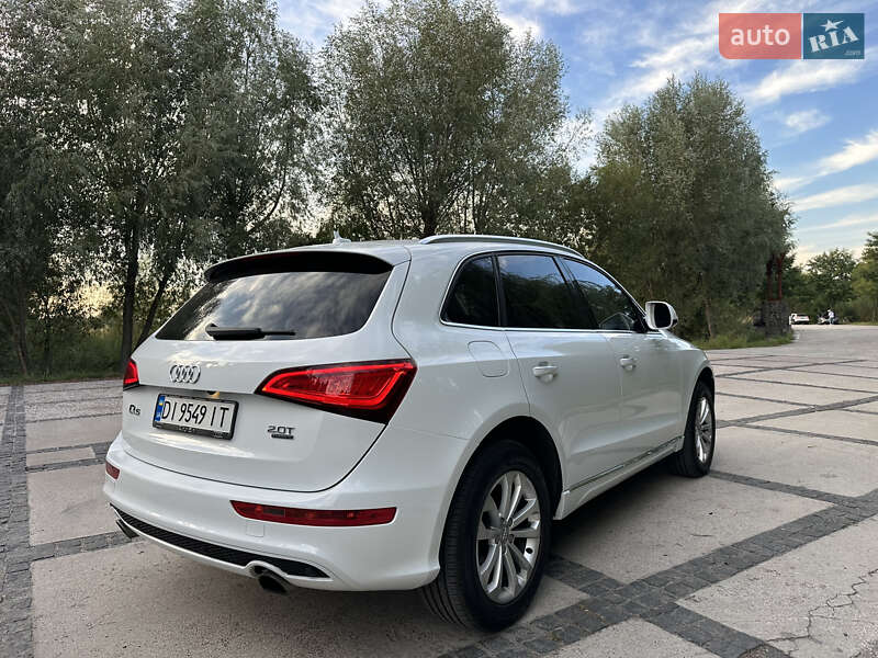 Позашляховик / Кросовер Audi Q5 2016 в Києві