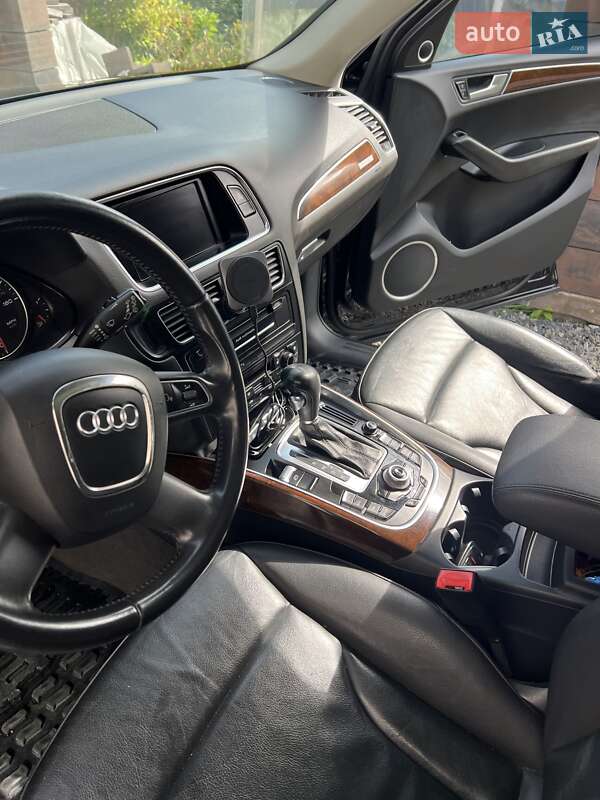 Внедорожник / Кроссовер Audi Q5 2011 в Львове