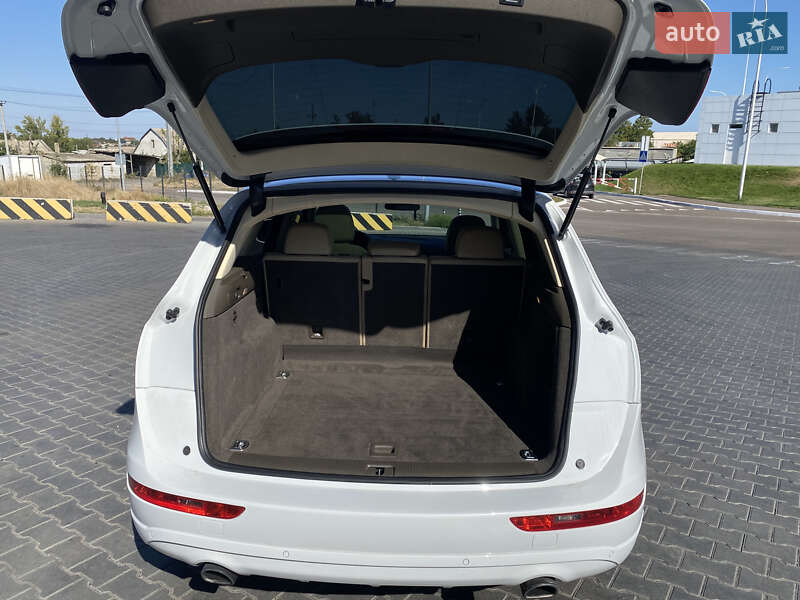 Внедорожник / Кроссовер Audi Q5 2017 в Одессе