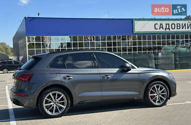 Внедорожник / Кроссовер Audi Q5 2024 в 