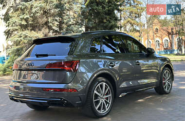 Внедорожник / Кроссовер Audi Q5 2024 в 