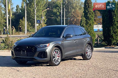Внедорожник / Кроссовер Audi Q5 2024 в 