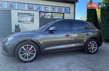 Внедорожник / Кроссовер Audi Q5 2024 в 