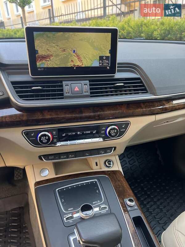 Внедорожник / Кроссовер Audi Q5 2018 в Стрые