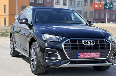 Внедорожник / Кроссовер Audi Q5 2020 в 