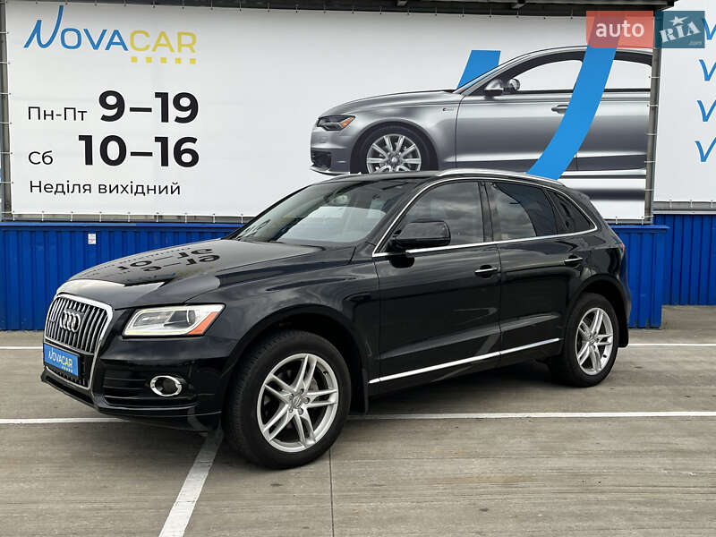 Внедорожник / Кроссовер Audi Q5 2015 в 