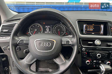 Внедорожник / Кроссовер Audi Q5 2015 в 