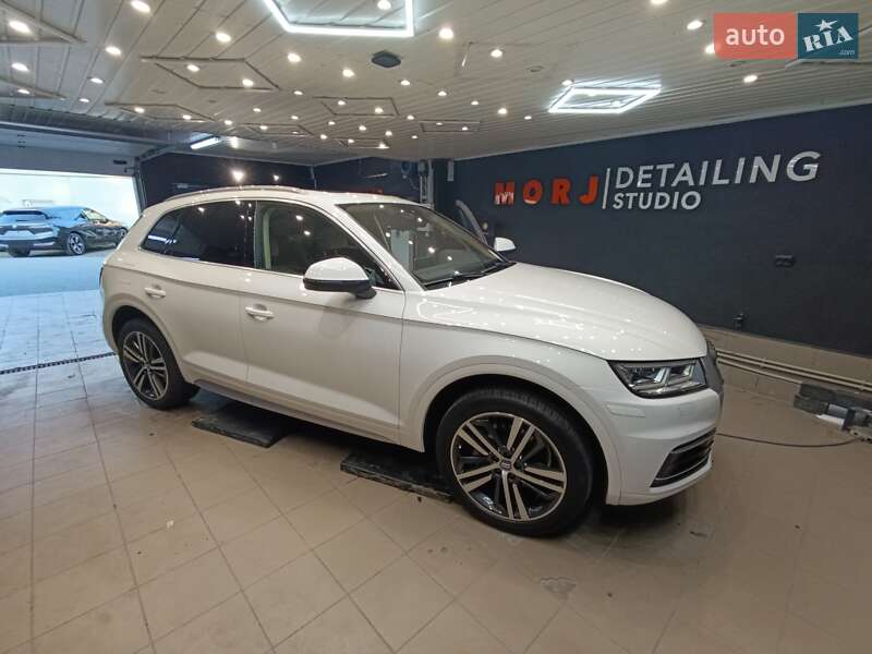 Внедорожник / Кроссовер Audi Q5 2018 в Нововолынске фото 2 Внедорожник / Кроссовер Audi Q5 2018 в Нововолынске