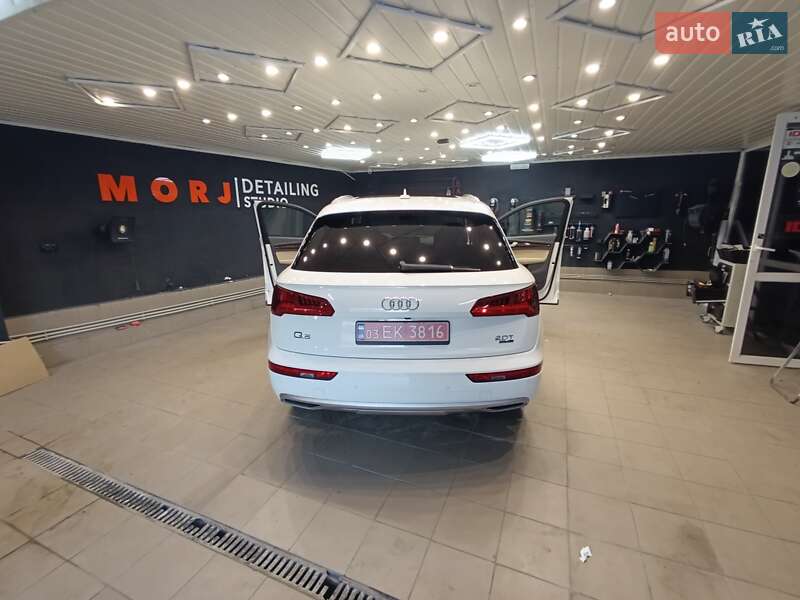 Внедорожник / Кроссовер Audi Q5 2018 в Нововолынске фото 8 Внедорожник / Кроссовер Audi Q5 2018 в Нововолынске